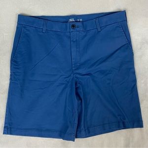 Izod Saltwater Stretch Blue size 34